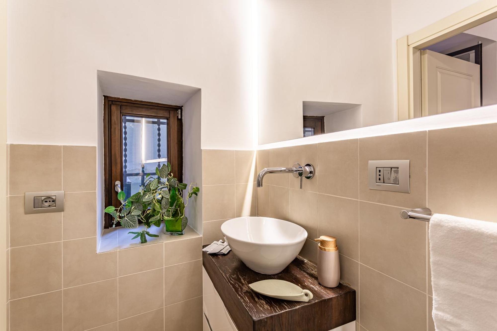Iflat Modern & Comfortable In Trastevere