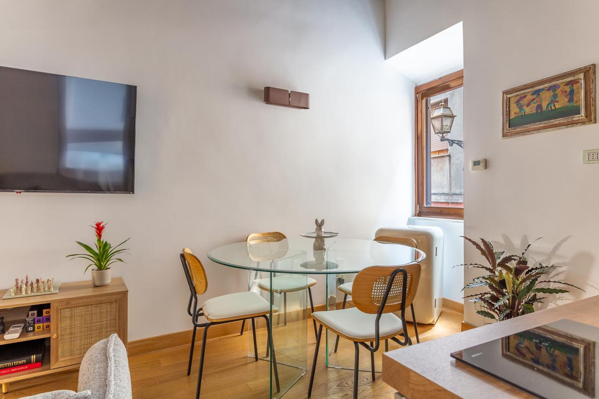 Iflat Modern & Comfortable In Trastevere Apartment